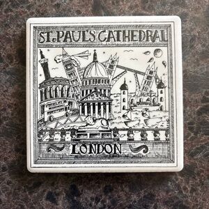 Vintage St. Paul's Cathedral London Black & White Ceramic Tile Trivet or Coaster